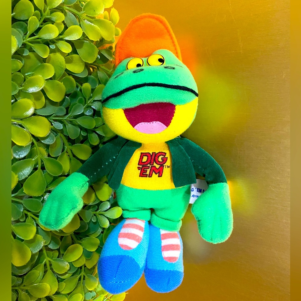KELLOGGS DIG EM FROG VINTAGE 1998 HONEY SMACKS CEREAL PLUSH 6”